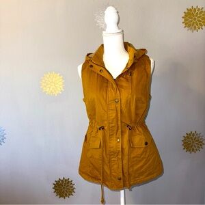 Love Tree Women's Mustard‎ Yellow Fur lined Vest Hooded Autumn Fall Color